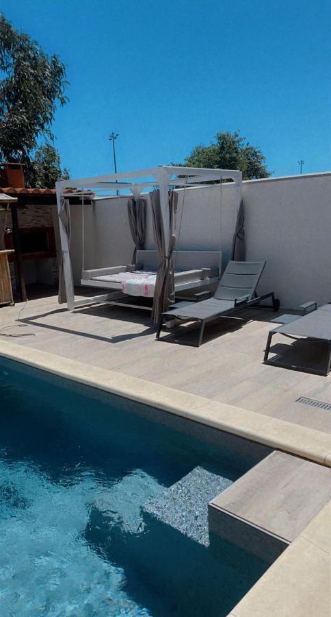 Magnifique villa avec piscine Perpignano Esterno foto